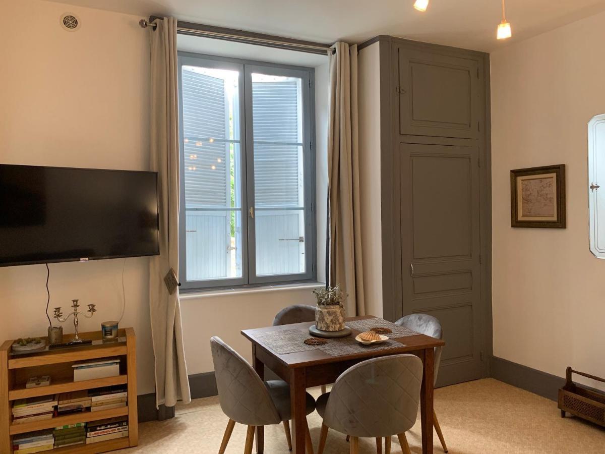 La Cour Pavee, T2 Lumineux, Cosy, Confort 55 M2 Saint-Léonard-de-Noblat 外观 照片